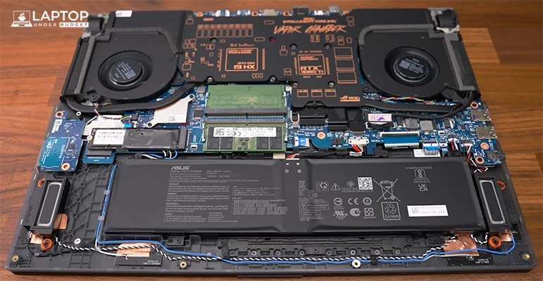 Upgradability options - Asus ROG Strix Scar 17 SE Gaming Laptop Review